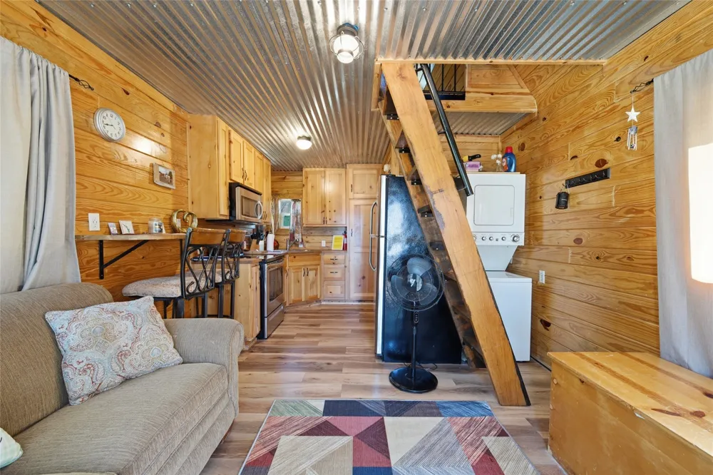 LCR 775 Groesbeck, TX 76642