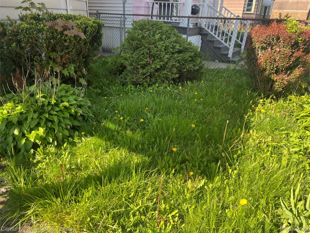 3152 Garfield Street Detroit City, MI 48207