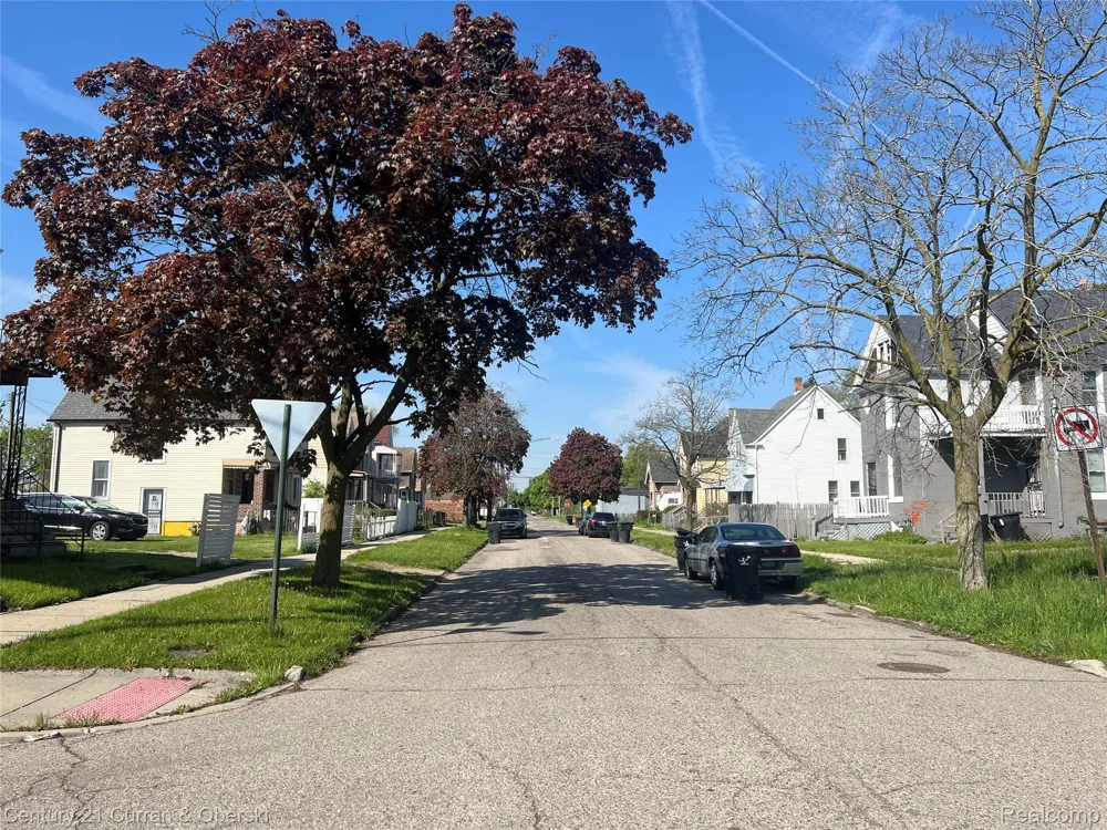 3152 Garfield Street Detroit City, MI 48207