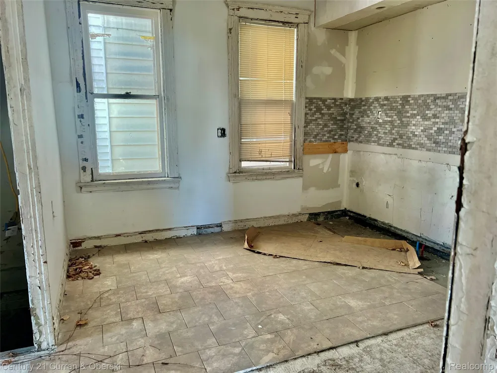 3152 Garfield Street Detroit City, MI 48207