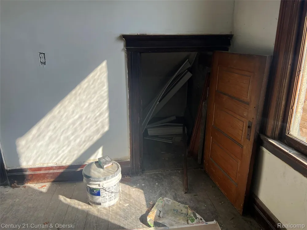 3152 Garfield Street Detroit City, MI 48207