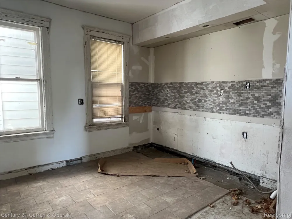 3152 Garfield Street Detroit City, MI 48207