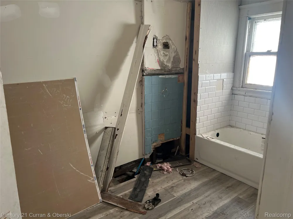 3152 Garfield Street Detroit City, MI 48207