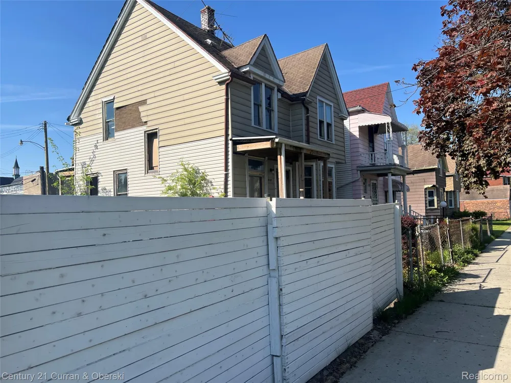 3152 Garfield Street Detroit City, MI 48207