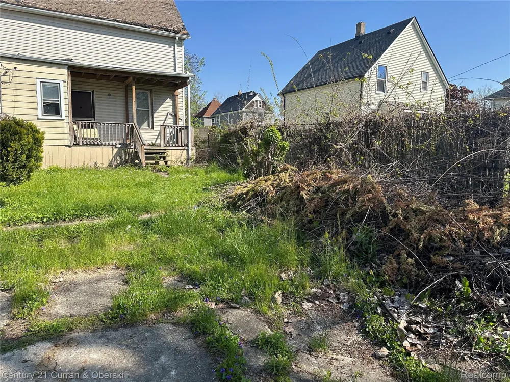 3152 Garfield Street Detroit City, MI 48207