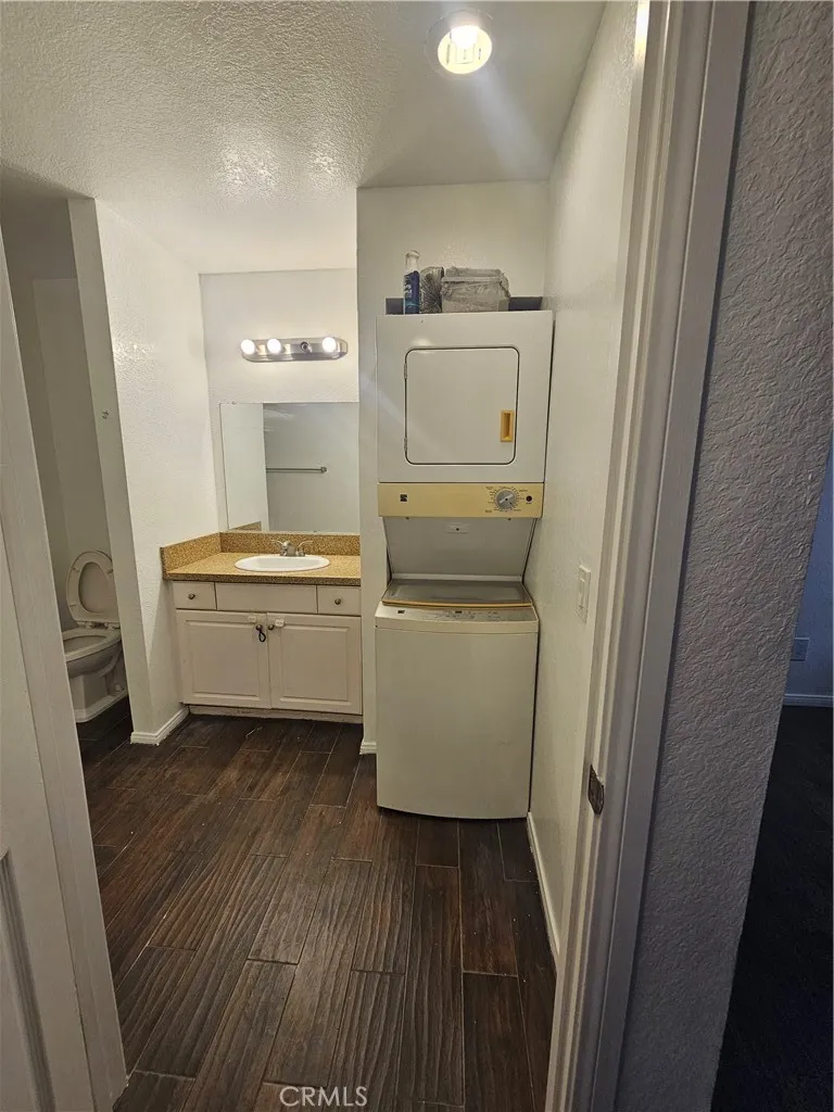 1265 Kendall Drive #2511 San Bernardino, CA 92407