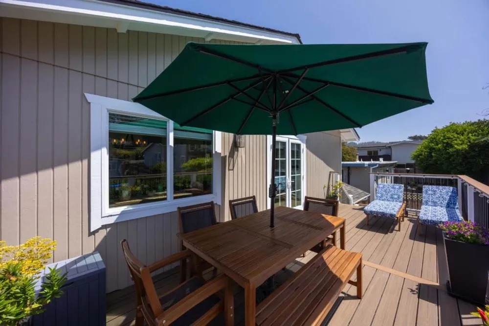 468 4th Street Montara, CA 94037