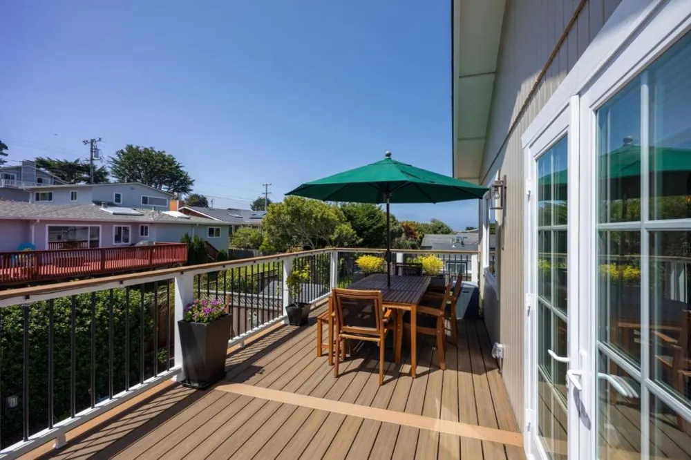 468 4th Street Montara, CA 94037