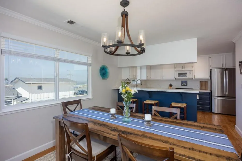 468 4th Street Montara, CA 94037