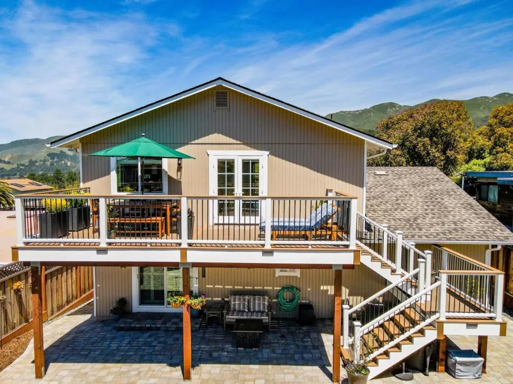 468 4th Street Montara, CA 94037