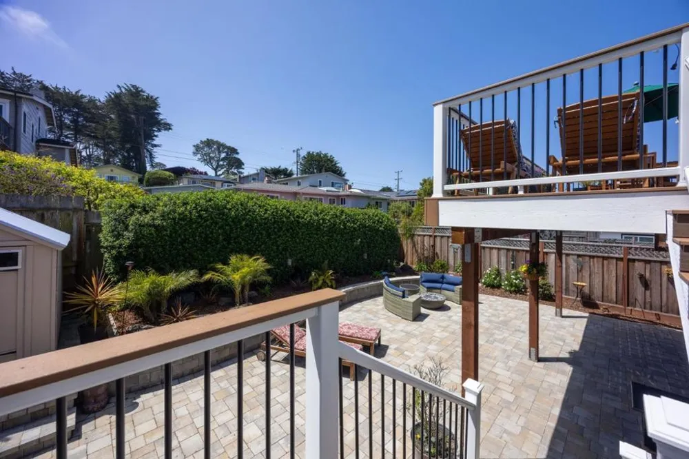 468 4th Street Montara, CA 94037