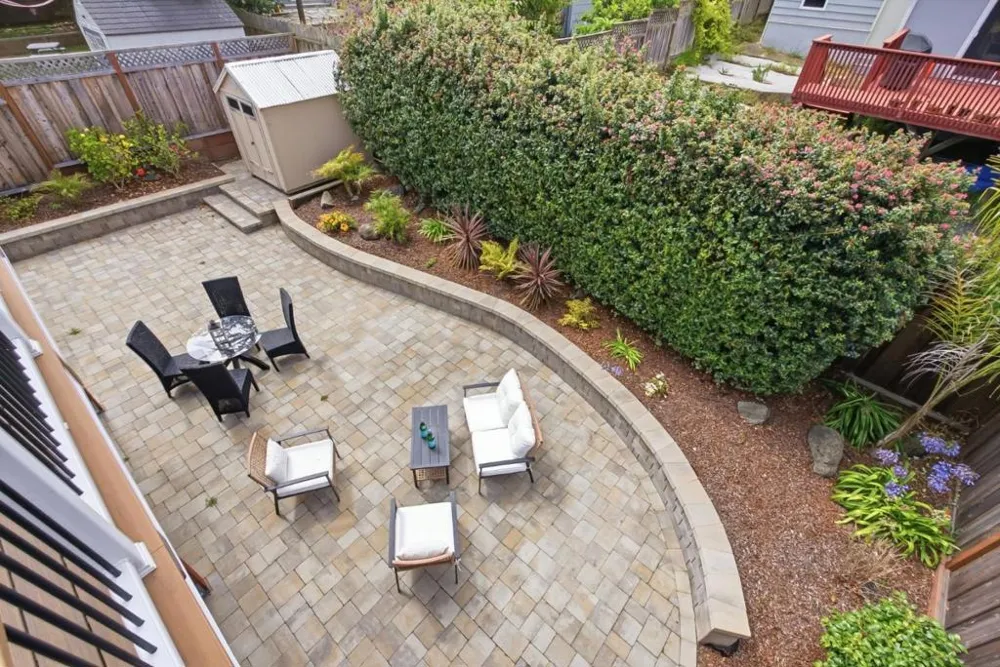 468 4th Street Montara, CA 94037