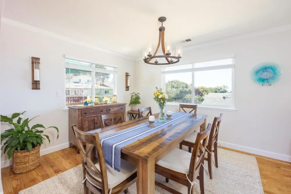 468 4th Street Montara, CA 94037