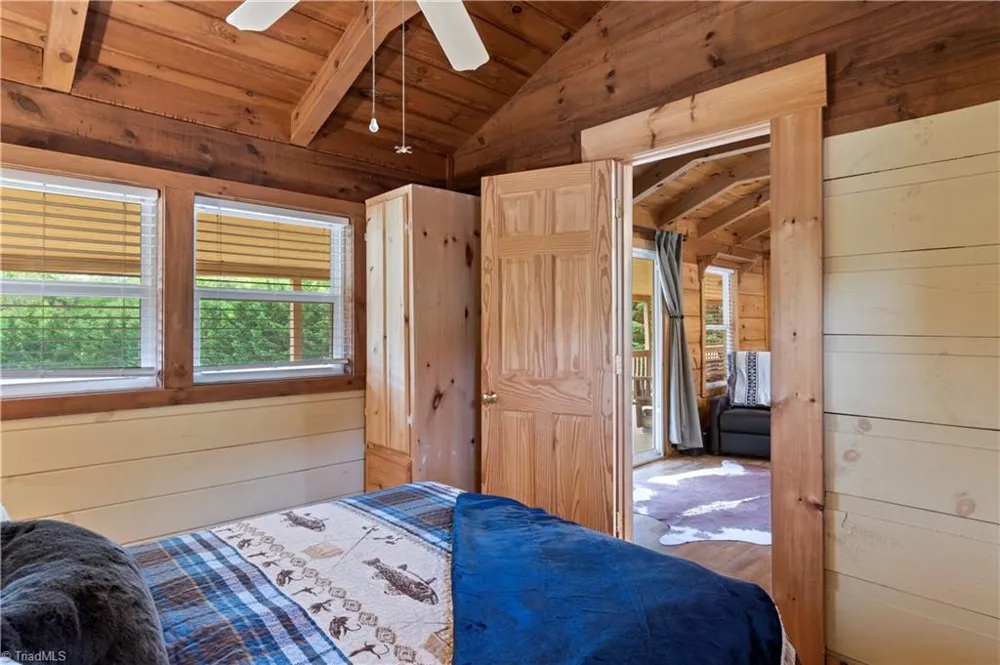 489 Buttons Lane Sparta, NC 28675
