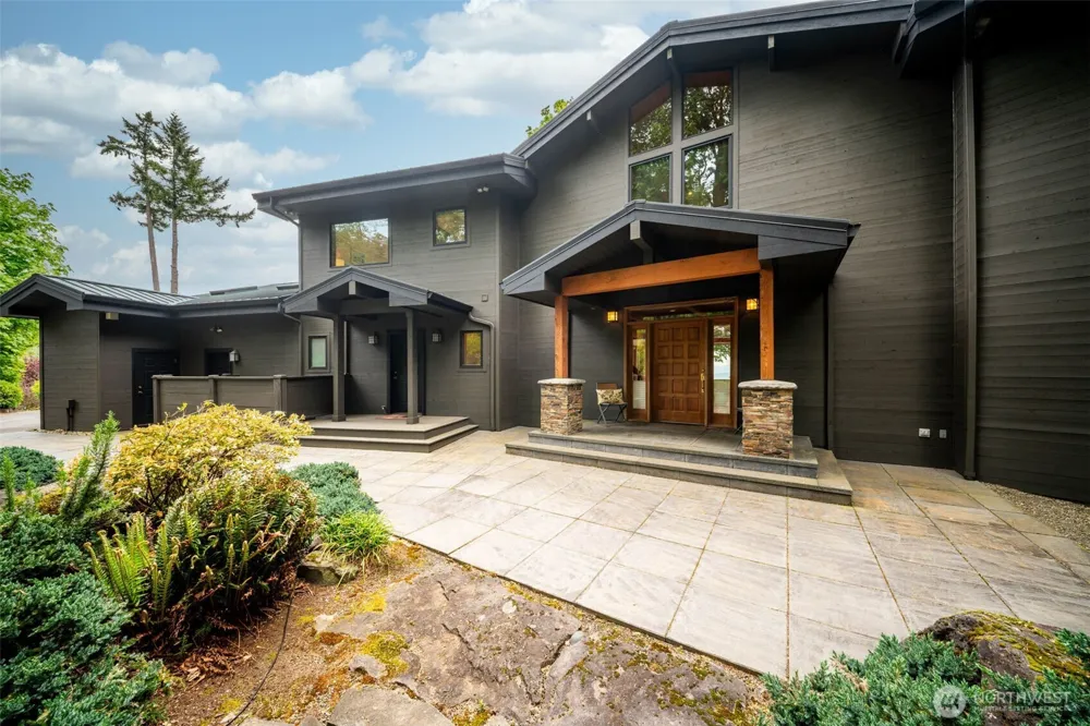813 Varsity Road Kalama, WA 98625