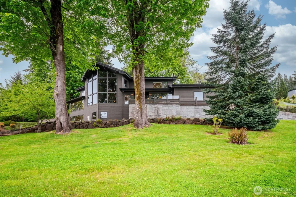 813 Varsity Road Kalama, WA 98625