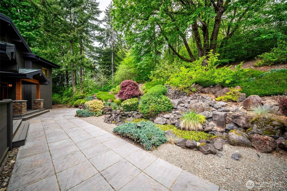 813 Varsity Road Kalama, WA 98625