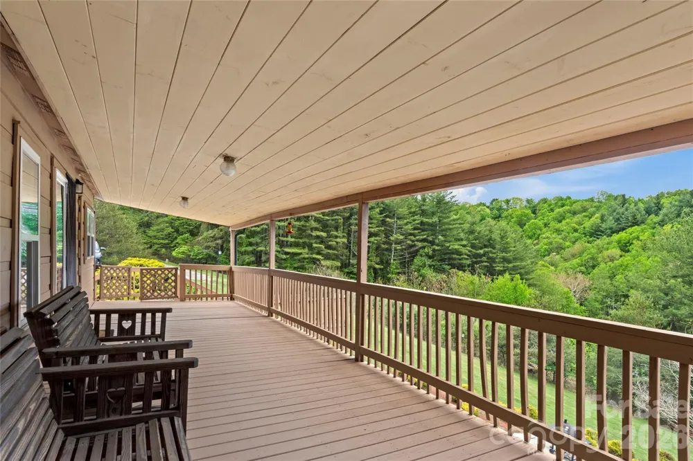 489 Buttons Lane #11 Sparta, NC 28675