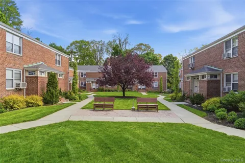 83 Edwards Street #2A