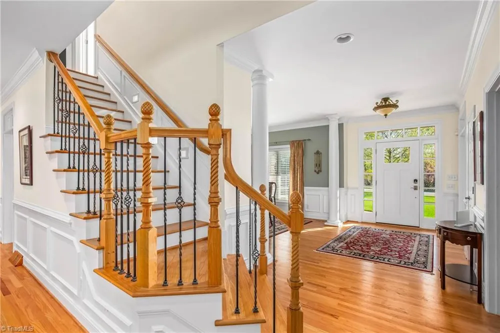 1032 Salem Village Lane Clemmons, NC 27012