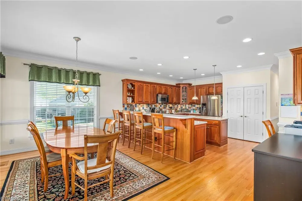1032 Salem Village Lane Clemmons, NC 27012