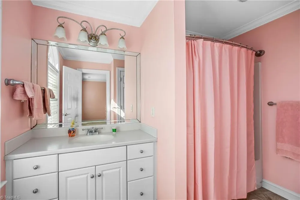 1032 Salem Village Lane Clemmons, NC 27012