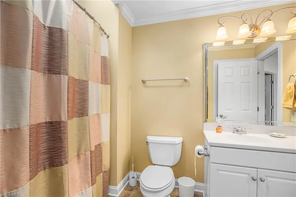 1032 Salem Village Lane Clemmons, NC 27012