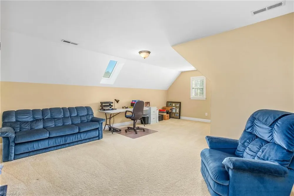 1032 Salem Village Lane Clemmons, NC 27012
