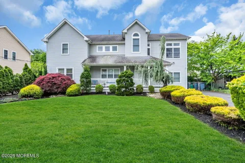 14 Dolan Avenue