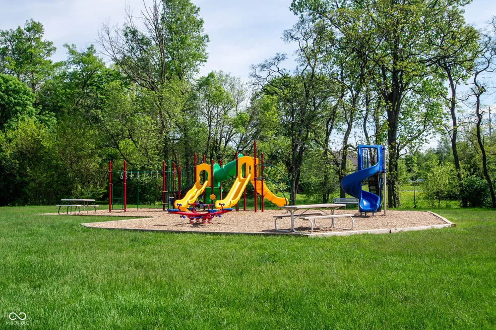 7715 Heather Lane Fishers, IN 46038