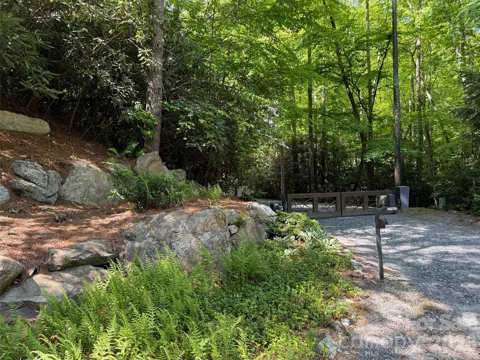 10C Reserve Road