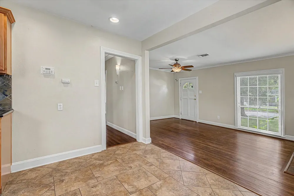 411 Graceland Street Houston, TX 77009