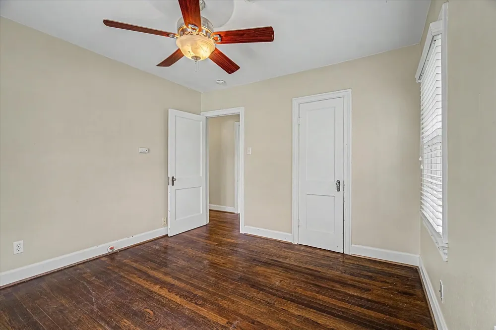 411 Graceland Street Houston, TX 77009
