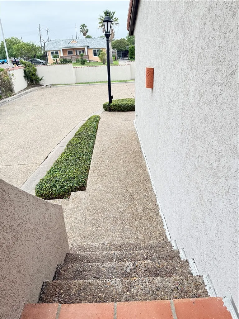 4270 Ocean Drive #15 Corpus Christi, TX 78411