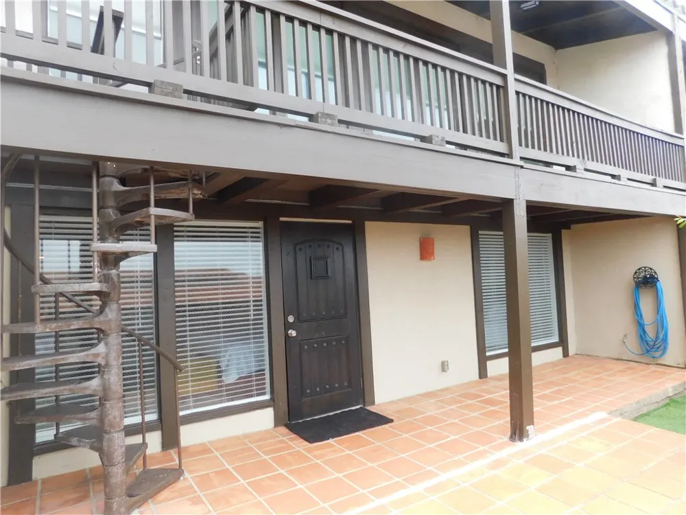 4270 Ocean Drive #15 Corpus Christi, TX 78411
