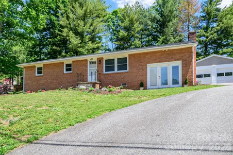 155 Chestnut Place