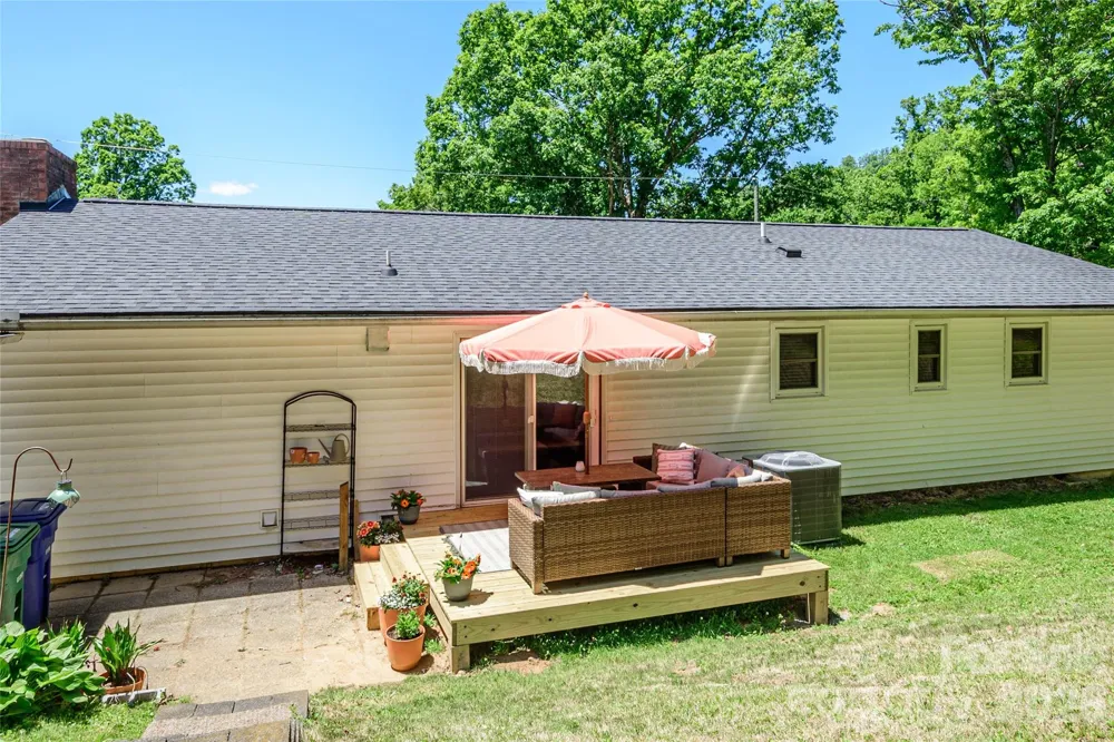 155 Chestnut Place Arden, NC 28704