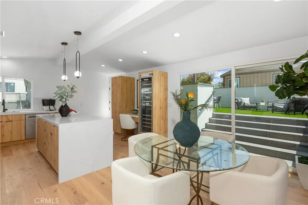 520 Iris Corona del Mar, CA 92625