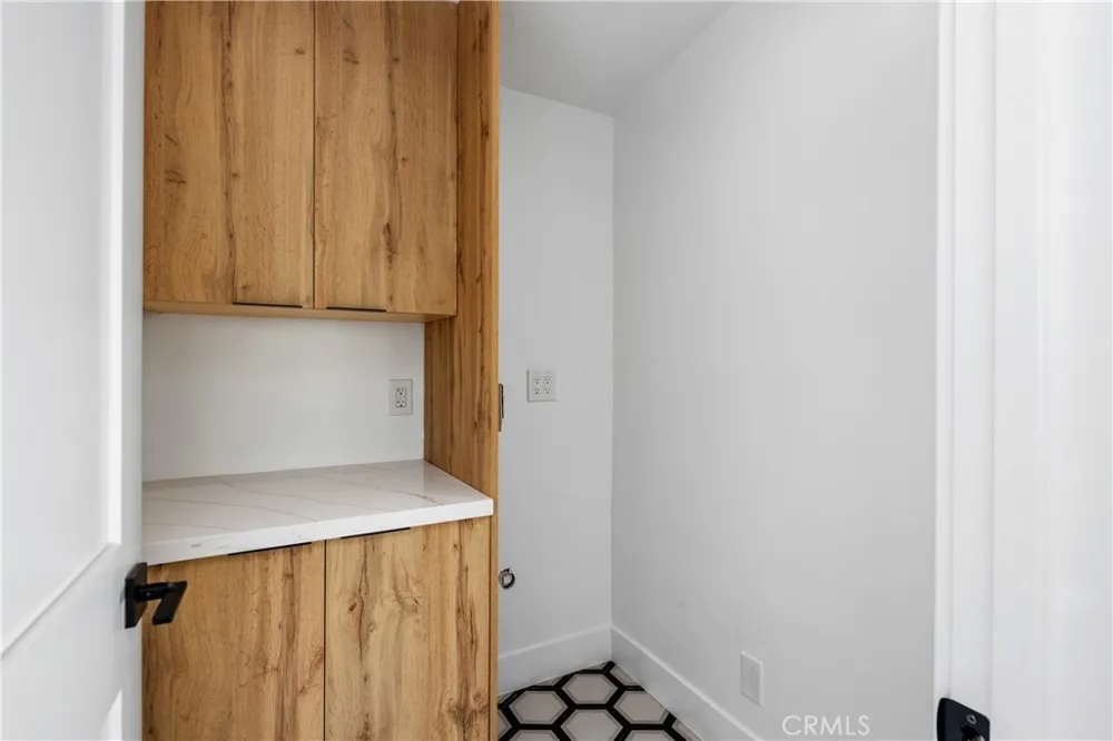 520 Iris Corona del Mar, CA 92625