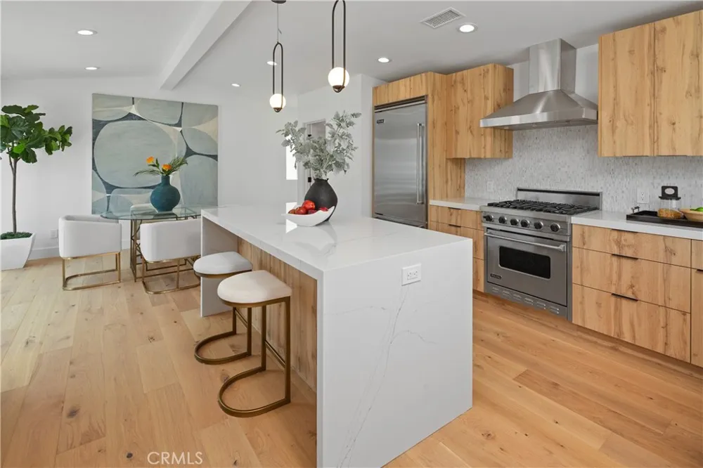 520 Iris Corona del Mar, CA 92625