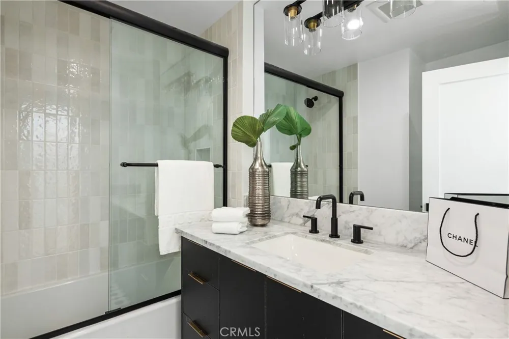 520 Iris Corona del Mar, CA 92625