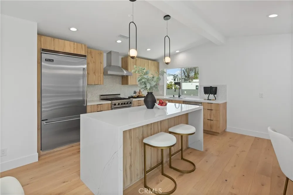 520 Iris Corona del Mar, CA 92625