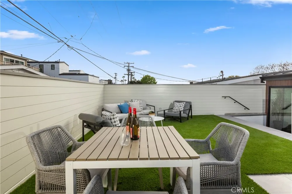520 Iris Corona del Mar, CA 92625