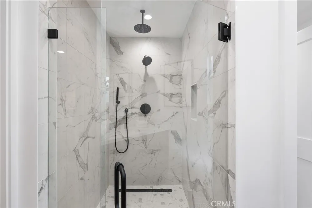 520 Iris Corona del Mar, CA 92625