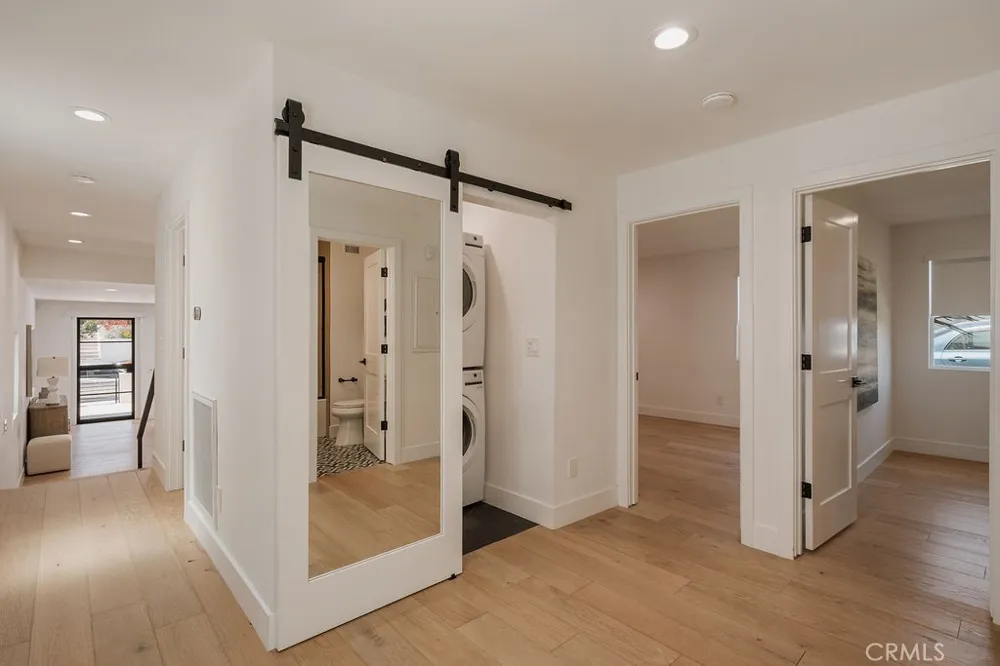 520 Iris Corona del Mar, CA 92625