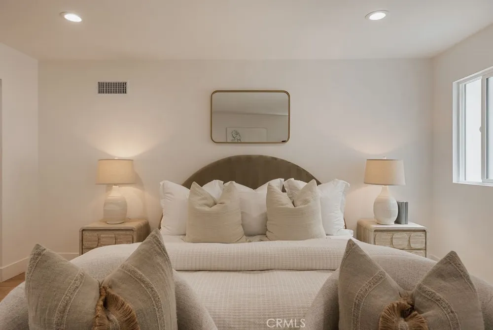 520 Iris Corona del Mar, CA 92625