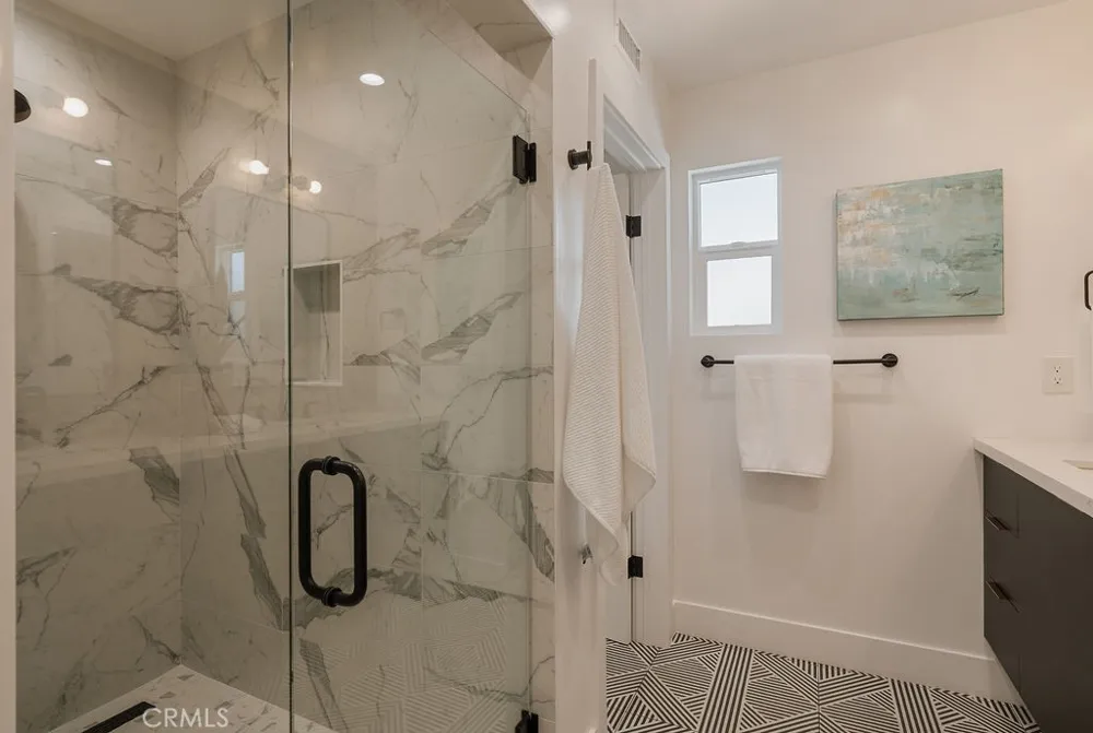 520 Iris Corona del Mar, CA 92625