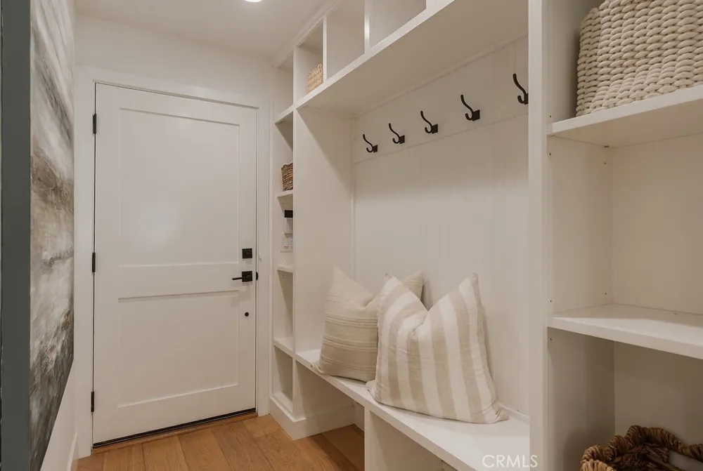 520 Iris Corona del Mar, CA 92625