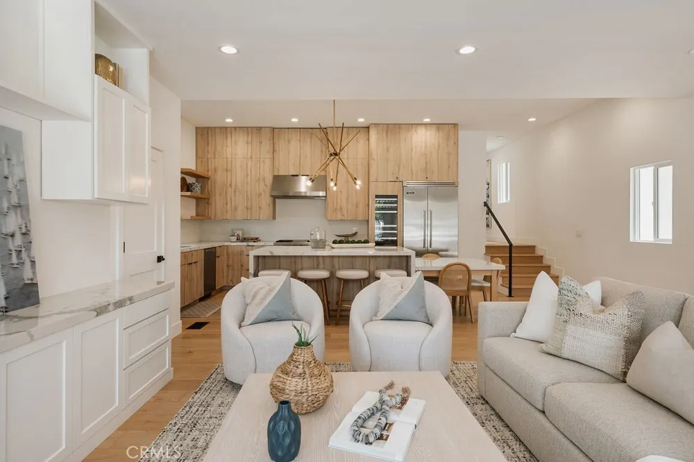 520 Iris Corona del Mar, CA 92625