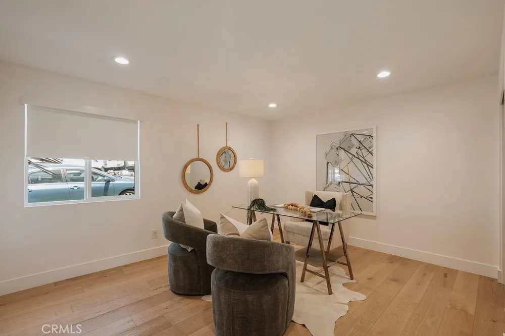 520 Iris Corona del Mar, CA 92625